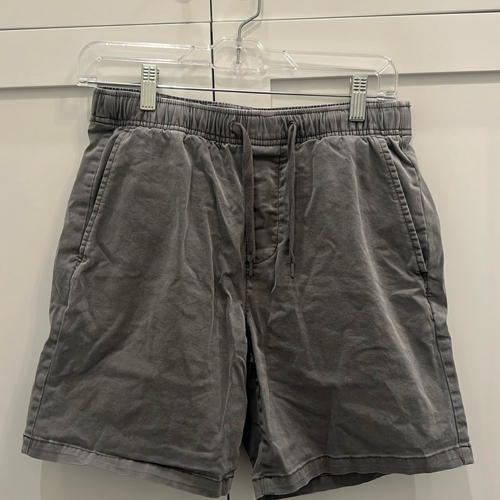 GAP Men’s 7” Easy Shorts size XS color Soft Black. - Picture 2 of 4
